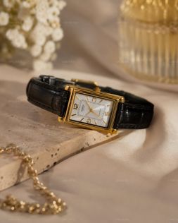 Casio Classic Lady Golden Black Rectangular 21mm