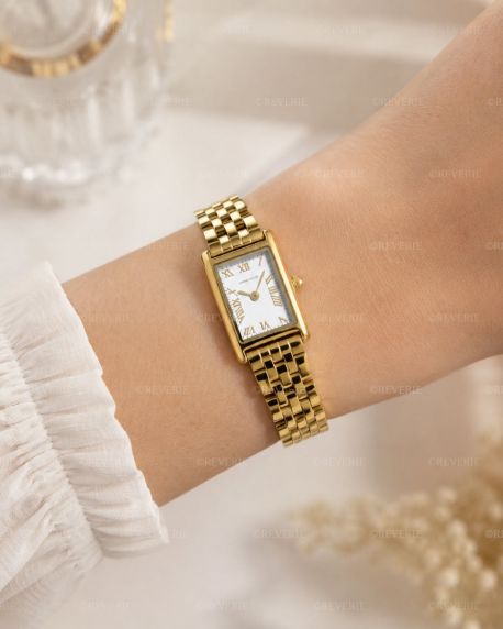 Carrie Taylor Petite Golden Rectangular White Dial 19mm