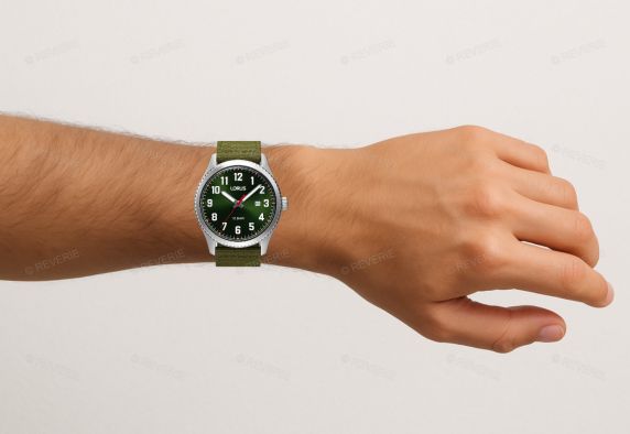 Lorus Mens 100m Classic Green 41mm